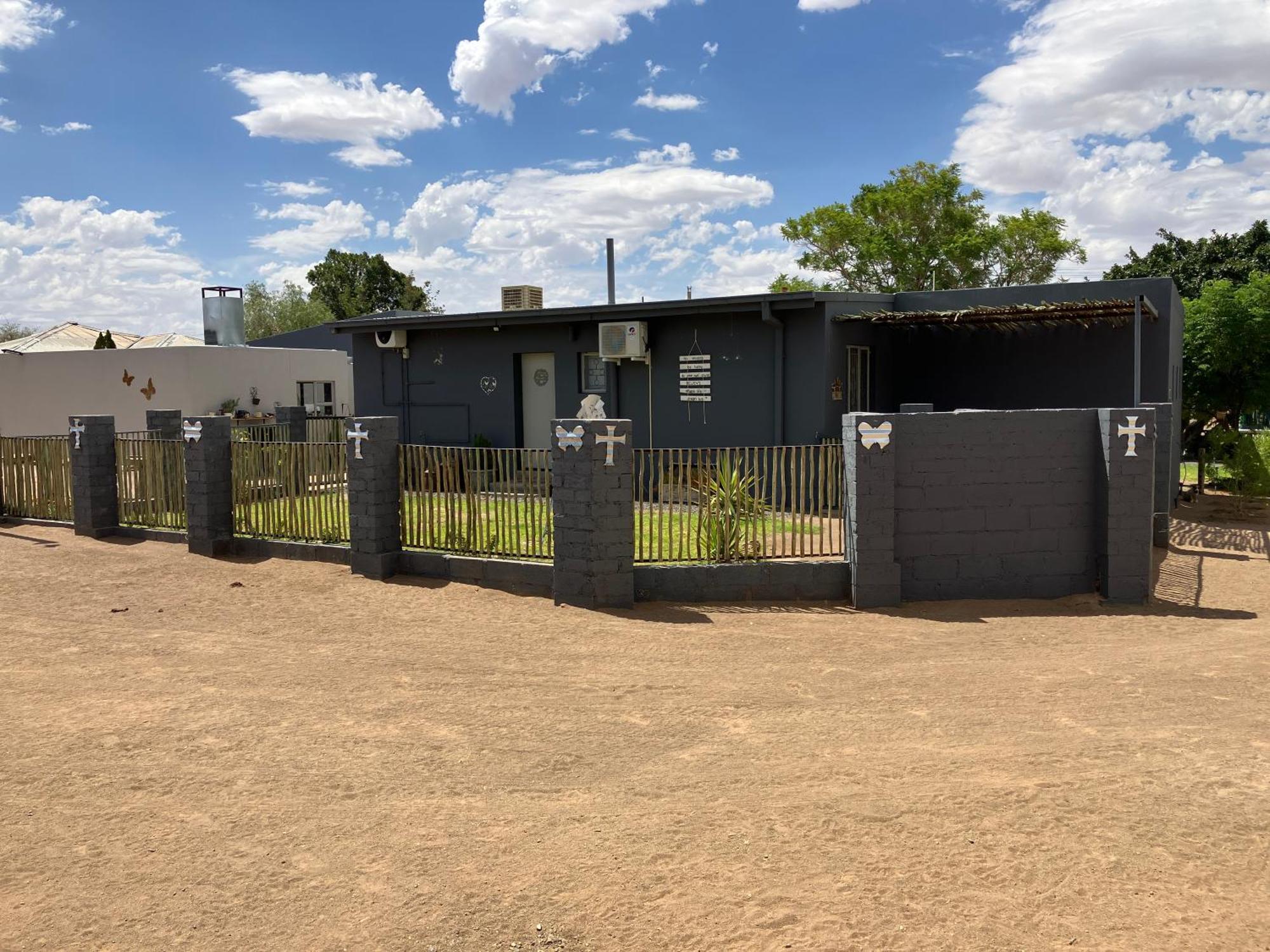 Stellies Accommodation - Room 1 Keetmanshoop Luaran gambar