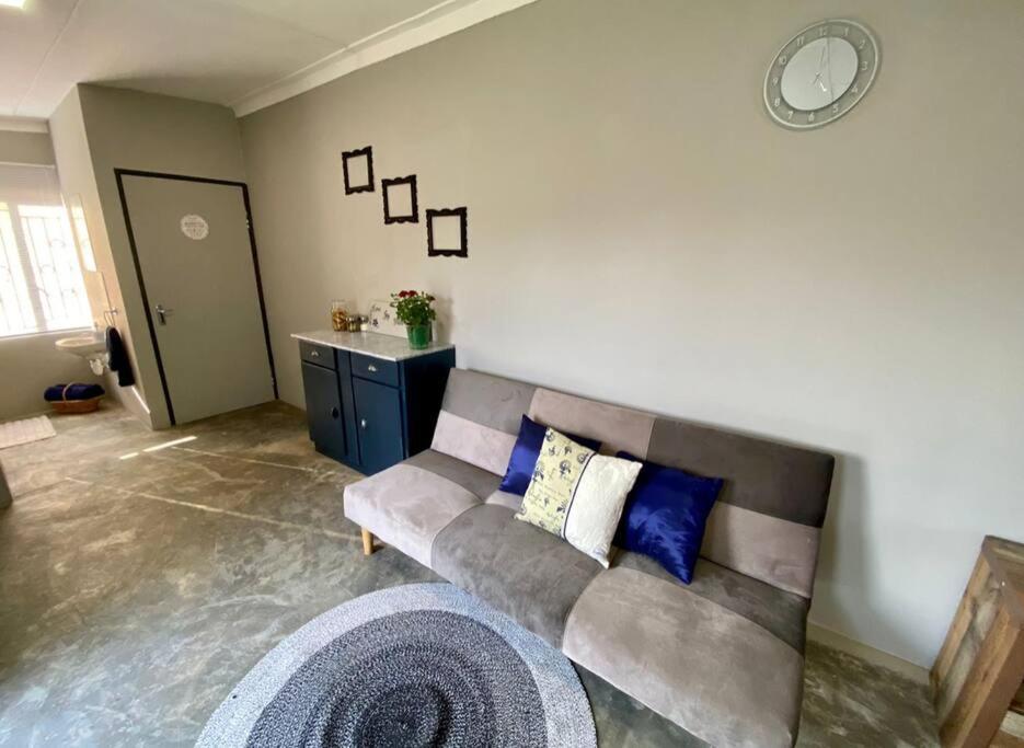 Stellies Accommodation - Room 1 Keetmanshoop Luaran gambar
